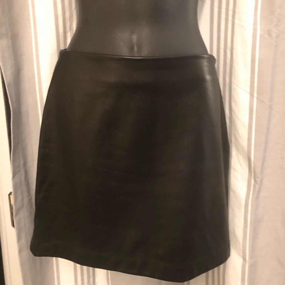 Banana Republic Leather mini skirt - dark brown/black.
